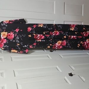 Chic Black Floral Maxi Dress